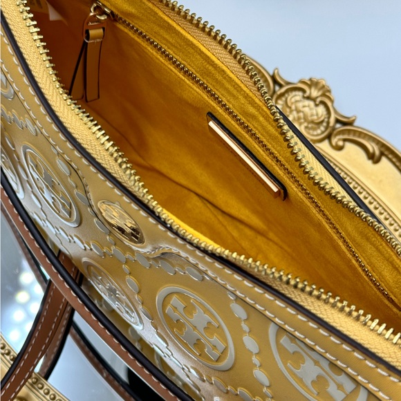 🆕 TORY BURCH 🧿 NWOT T Monogram Embossed Studio, Golden Sunset - AUTHENTICATED - Picture 8 of 16